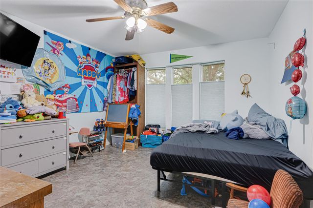 505 Oak Drive, Friendswood, TX 77546