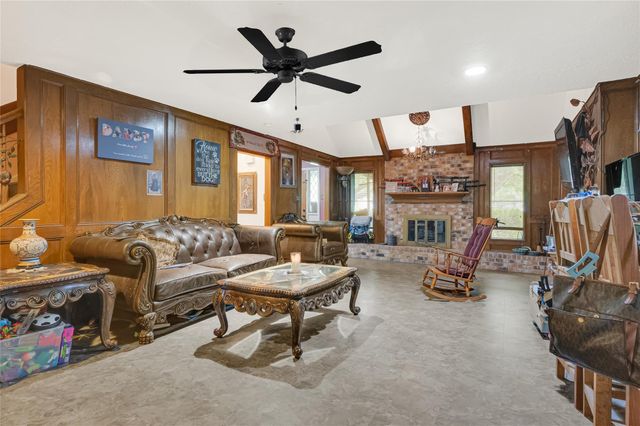 505 Oak Drive, Friendswood, TX 77546