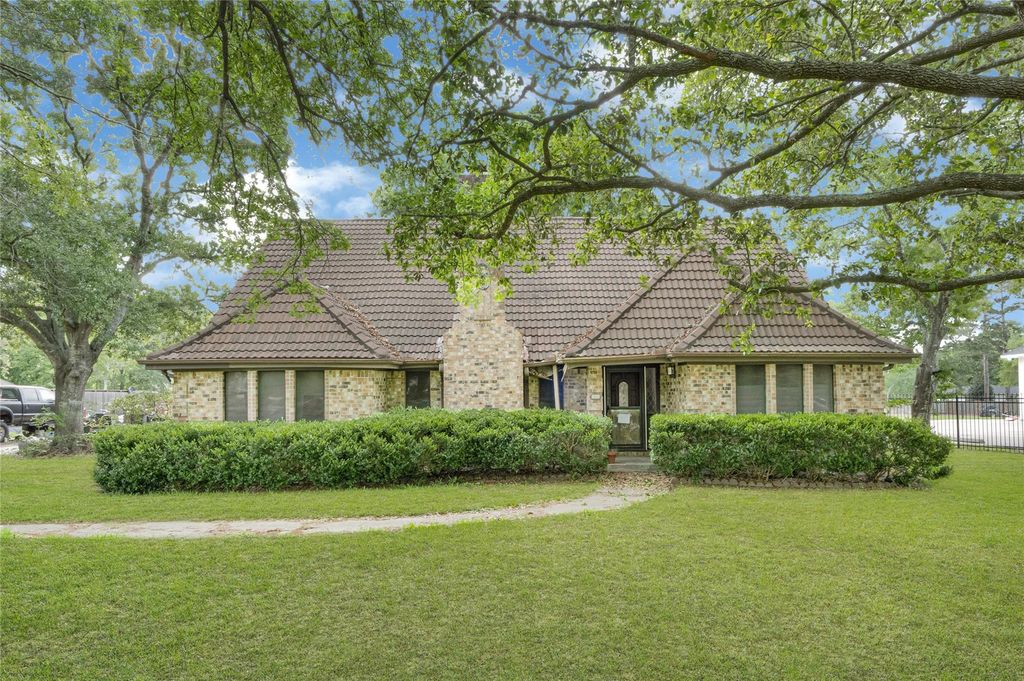 505 Oak Drive, Friendswood, TX 77546
