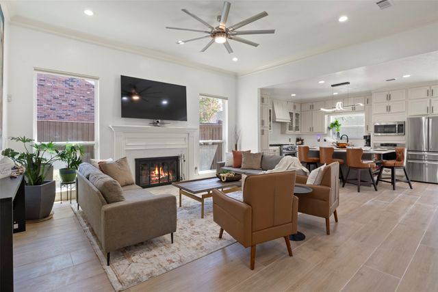 1500 Travis Circle S, Irving, TX 75038