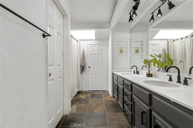 25496 Blackthorne, Murrieta, CA 92563