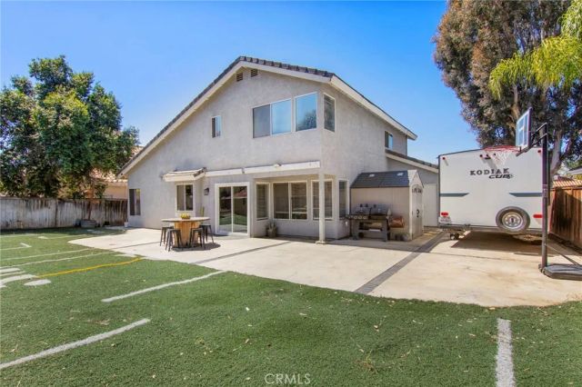 25496 Blackthorne, Murrieta, CA 92563