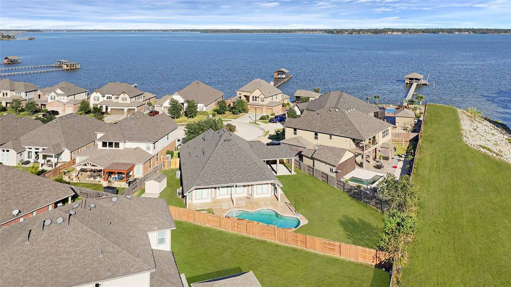 15407 Jewel Lake Lane, Houston, TX 77044