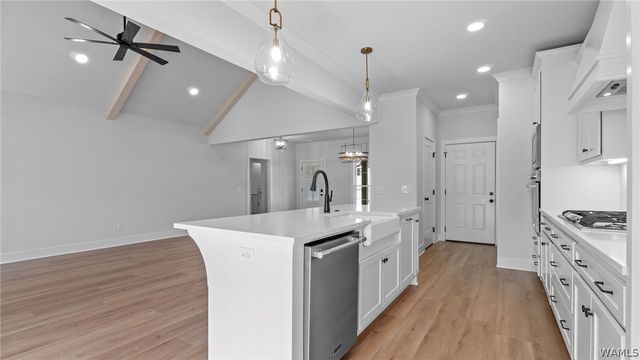 13941 Glenview Drive, Northport, AL 35475