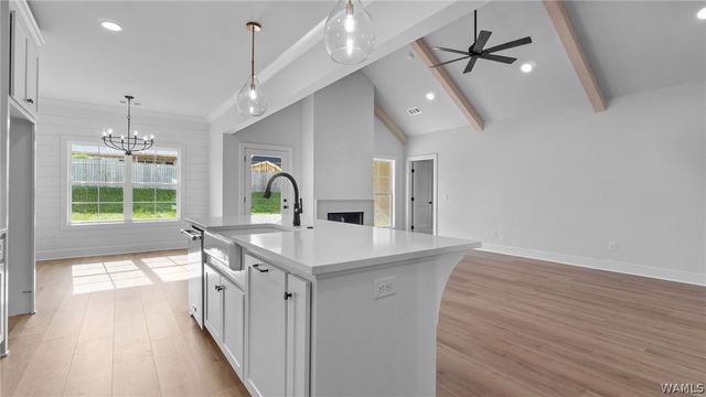 13941 Glenview Drive, Northport, AL 35475