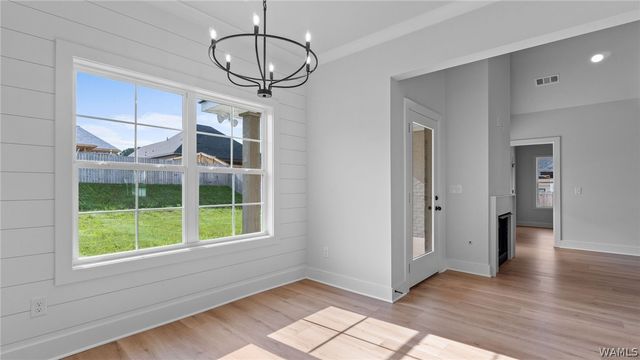13941 Glenview Drive, Northport, AL 35475