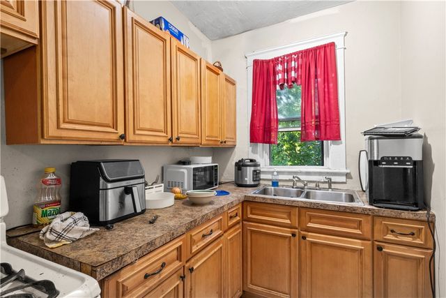 23 Richter Street, Providence, RI 02908