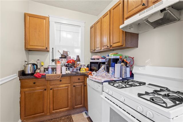 23 Richter Street, Providence, RI 02908