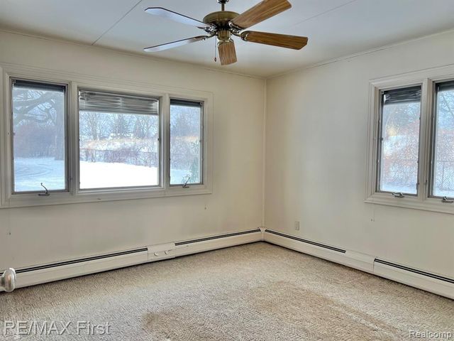 1203 Woodsboro Drive, Royal Oak, MI 48067