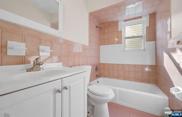 349 Gorge Road, Cliffside Park, NJ 07010