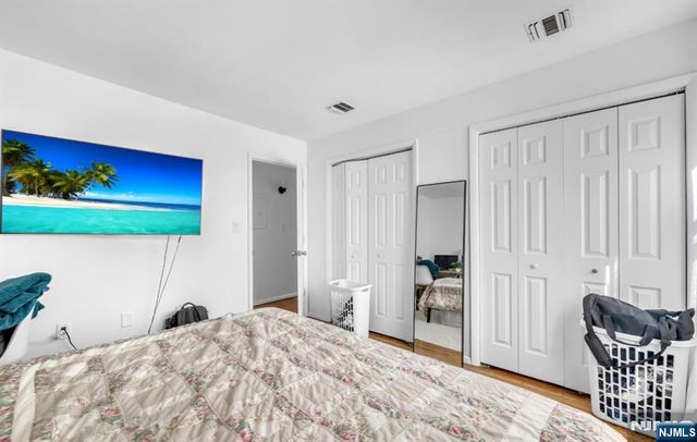 349 Gorge Road, Cliffside Park, NJ 07010