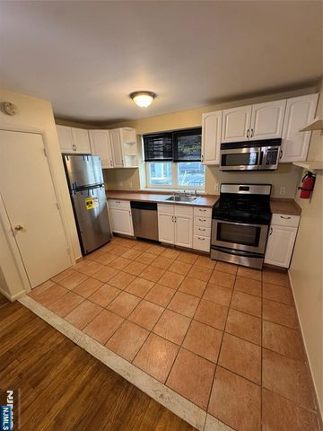 349 Gorge Road, Cliffside Park, NJ 07010
