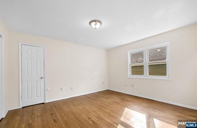 349 Gorge Road, Cliffside Park, NJ 07010