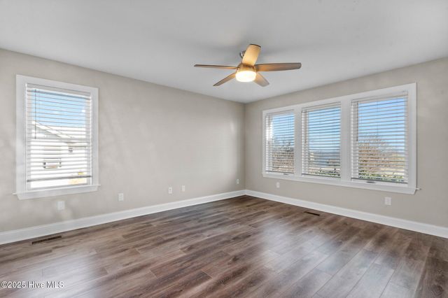 1055 Waterlily Road, Coinjock, NC 27923