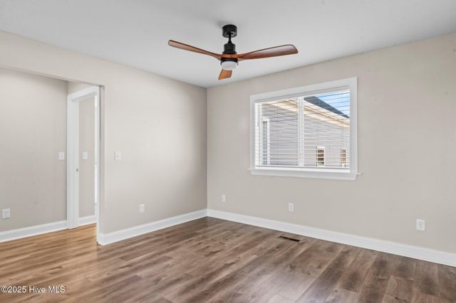 1055 Waterlily Road, Coinjock, NC 27923