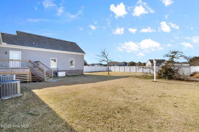 1055 Waterlily Road, Coinjock, NC 27923