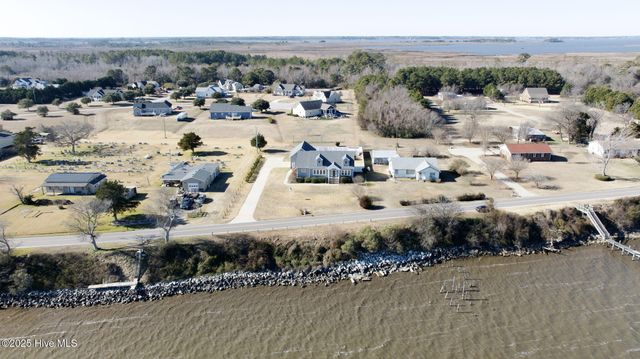 1055 Waterlily Road, Coinjock, NC 27923