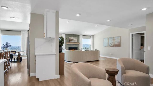 6030 Maury Avenue, Woodland Hills, CA 91367