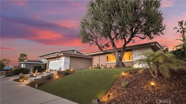 6030 Maury Avenue, Woodland Hills, CA 91367