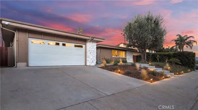 6030 Maury Avenue, Woodland Hills, CA 91367