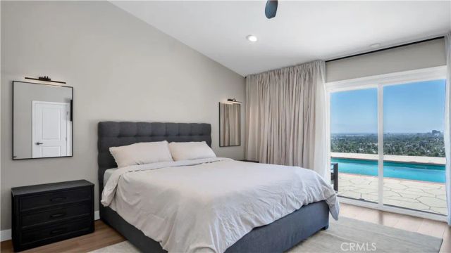 6030 Maury Avenue, Woodland Hills, CA 91367