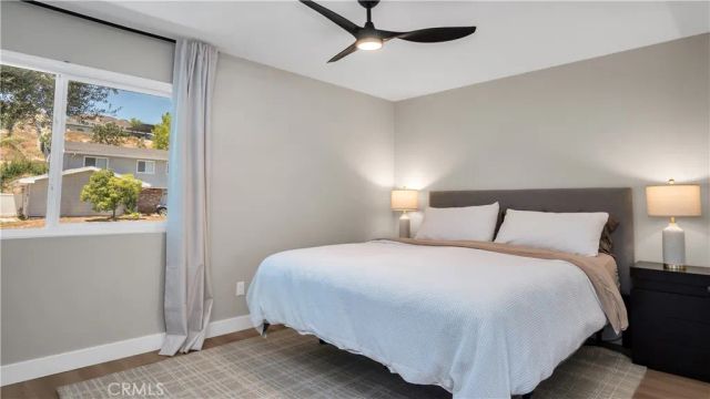 6030 Maury Avenue, Woodland Hills, CA 91367