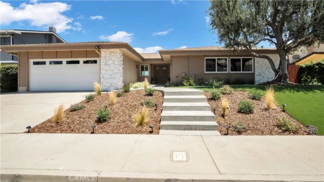 6030 Maury Avenue, Woodland Hills, CA 91367