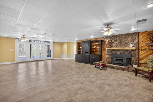 1400 Dogwood Valley Road, Tunnel Hill, GA 30755