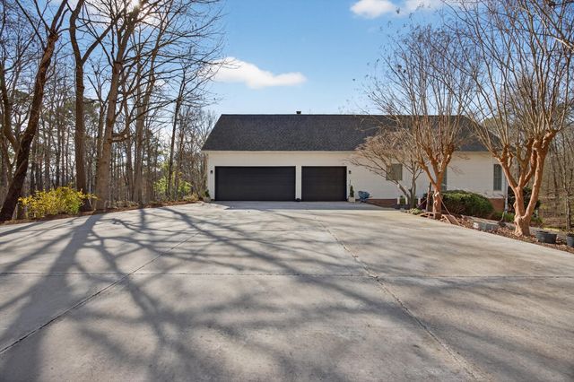 1400 Dogwood Valley Road, Tunnel Hill, GA 30755