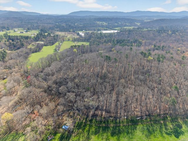 1400 Dogwood Valley Road, Tunnel Hill, GA 30755