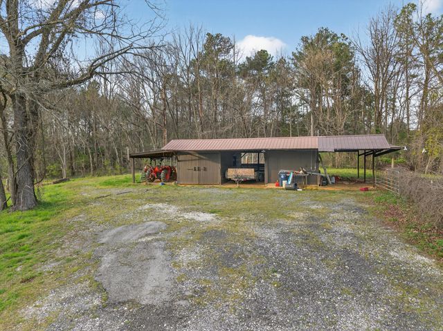 1400 Dogwood Valley Road, Tunnel Hill, GA 30755
