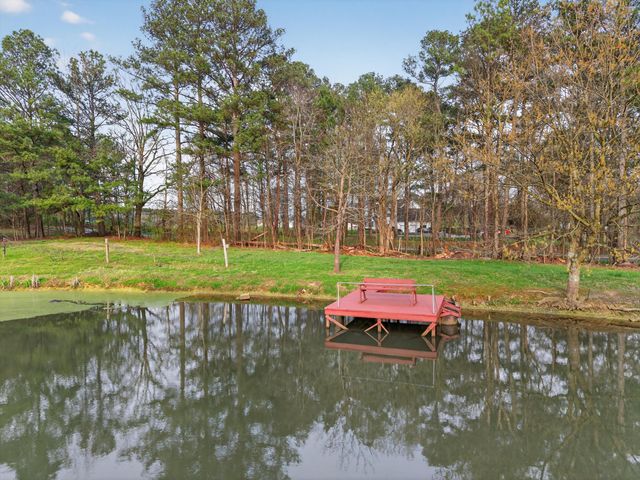 1400 Dogwood Valley Road, Tunnel Hill, GA 30755