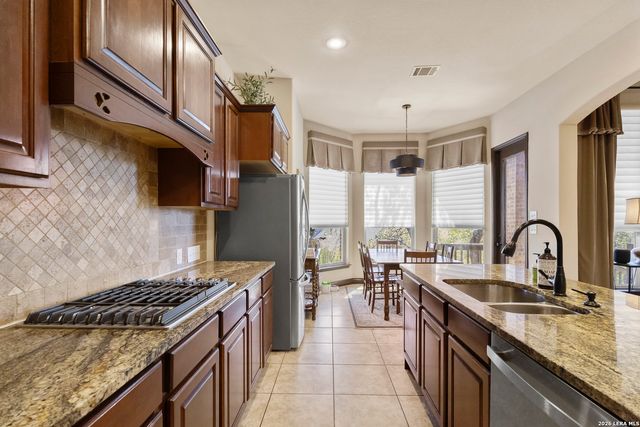 210 Bushbuck Path, San Antonio, TX 78258