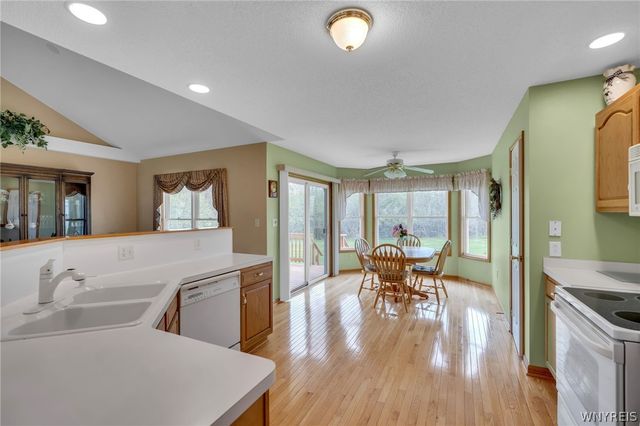 53 Alexander Parkway, Pendleton, NY 14120