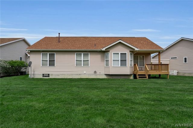 53 Alexander Parkway, Pendleton, NY 14120