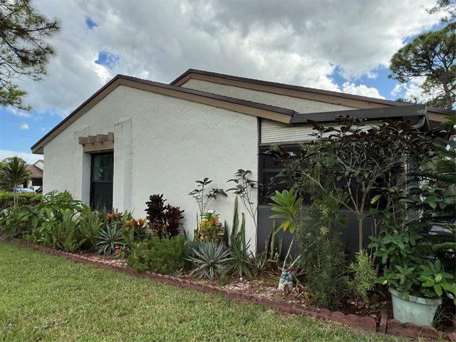 6101 Woodlake Blvd 6101, Greenacres, FL 33463