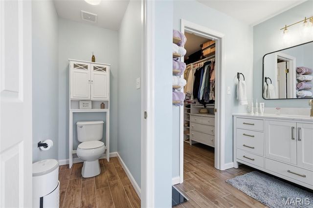 361 Magoffin Trails Court, Oakville, MO 63129