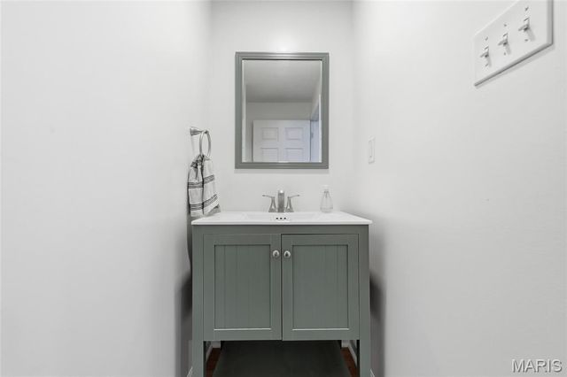 361 Magoffin Trails Court, Oakville, MO 63129