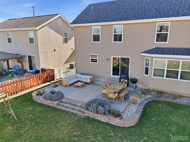 361 Magoffin Trails Court, Oakville, MO 63129