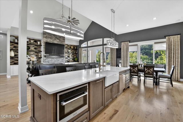 30316 Jacqueline Place, Perrysburg, OH 43551