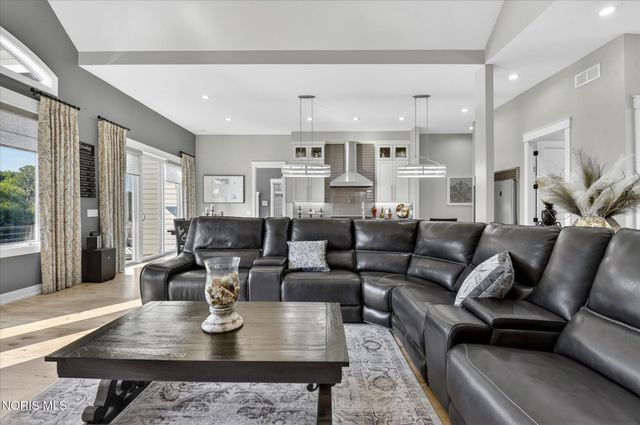 30316 Jacqueline Place, Perrysburg, OH 43551