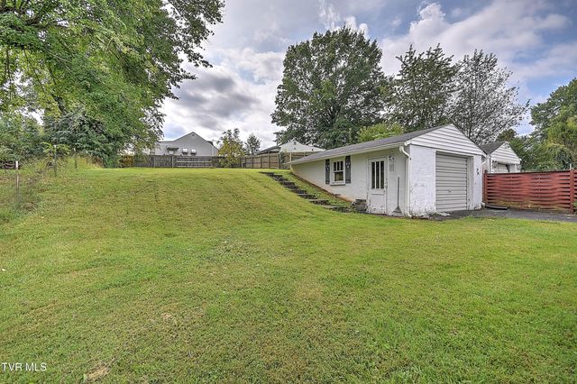 728 Randolph Street Street, Bristol, VA 24201