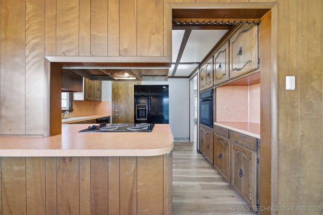 512 N 78th East Avenue, Tulsa, OK 74115