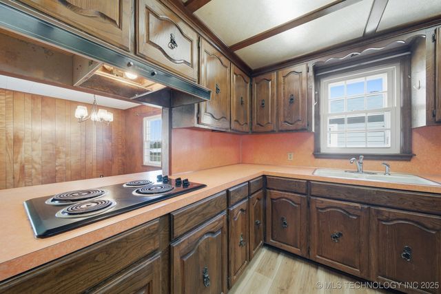 512 N 78th East Avenue, Tulsa, OK 74115