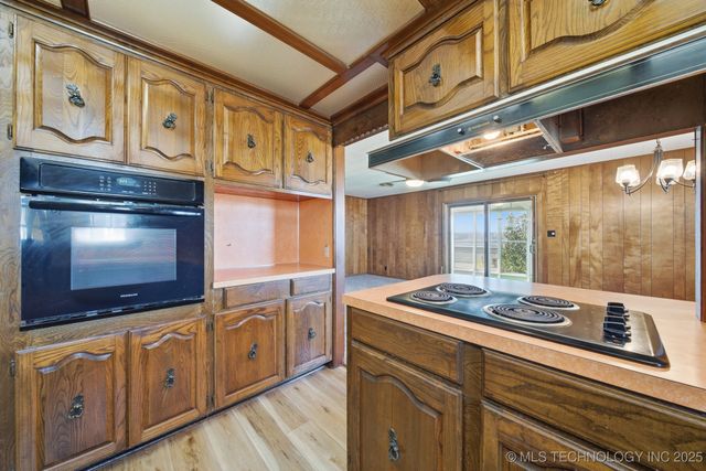 512 N 78th East Avenue, Tulsa, OK 74115