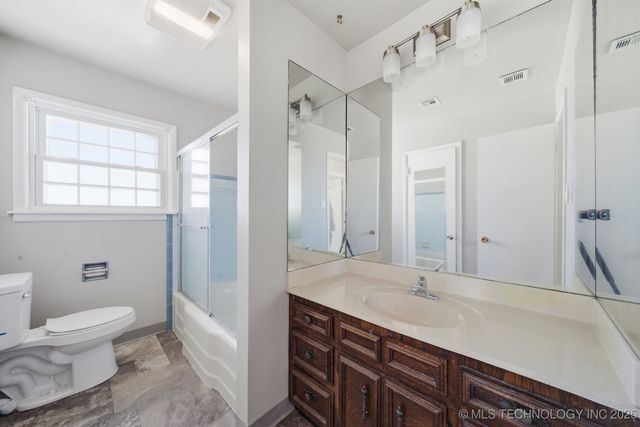 512 N 78th East Avenue, Tulsa, OK 74115