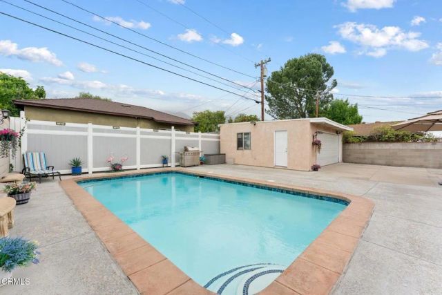 2415 Casa Grande Street, Pasadena, CA 91104