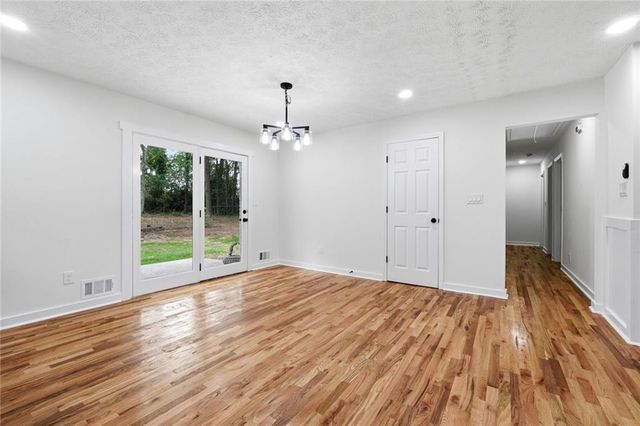 2738 Odum Street, Snellville, GA 30078