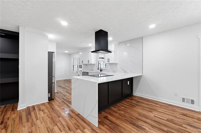 2738 Odum Street, Snellville, GA 30078