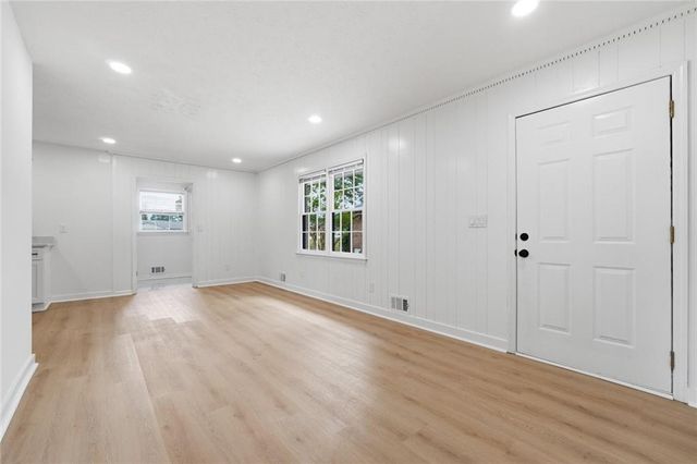 2738 Odum Street, Snellville, GA 30078